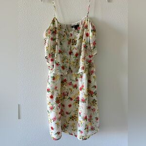 Mango mini floral dress size M with pockets